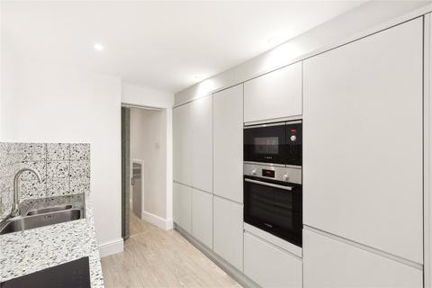 92 Roslyn Road, London, N15 5JJ