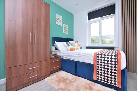 1 bedroom house of multiple occupation to rent, Weston Road, Guildford, Surrey, GU2
