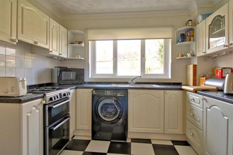 3 bedroom detached house for sale, Mountbatten Road, Dersingham, King's Lynn