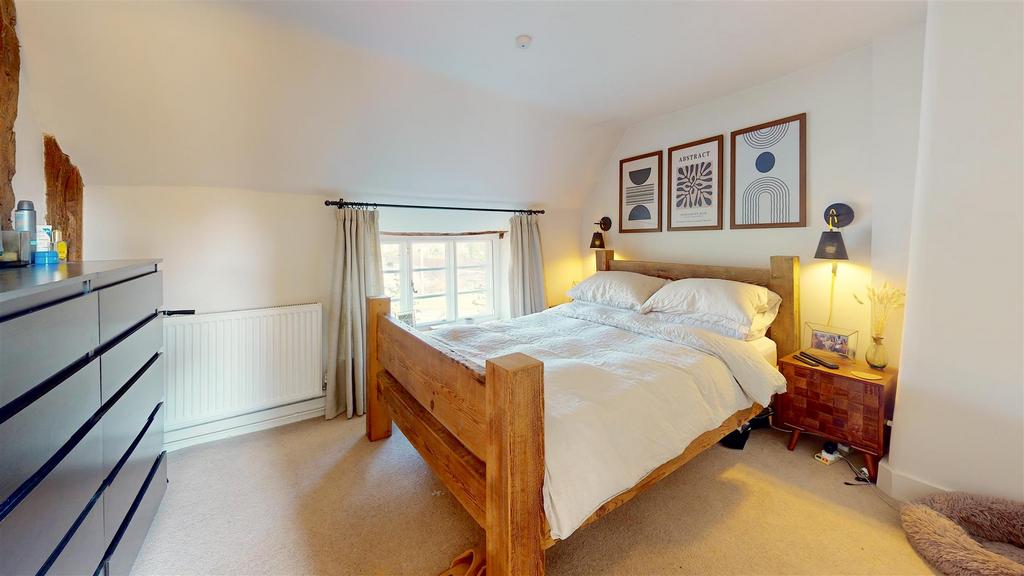 Bedroom (2).jpg
