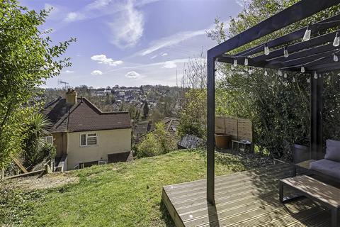 285 Stafford Road, Caterham, CR3 6NL
