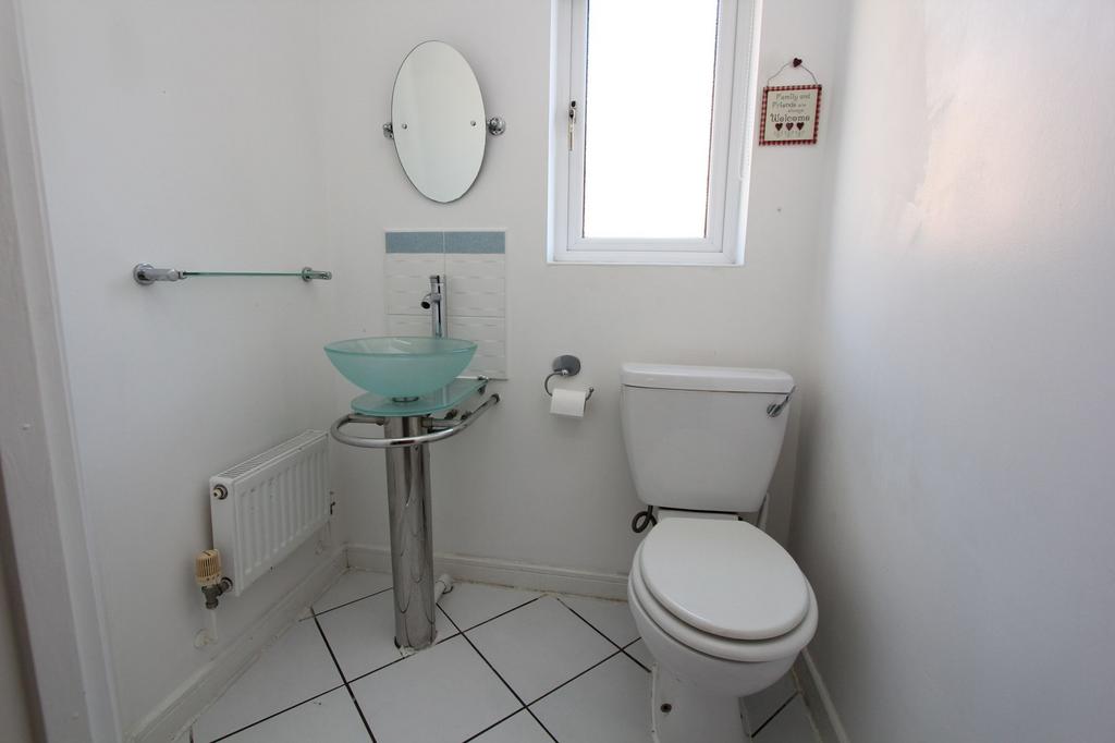 Cloakroom WC