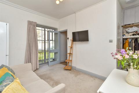 1 bedroom apartment for sale, Russell Square, Brighton, East Sussex