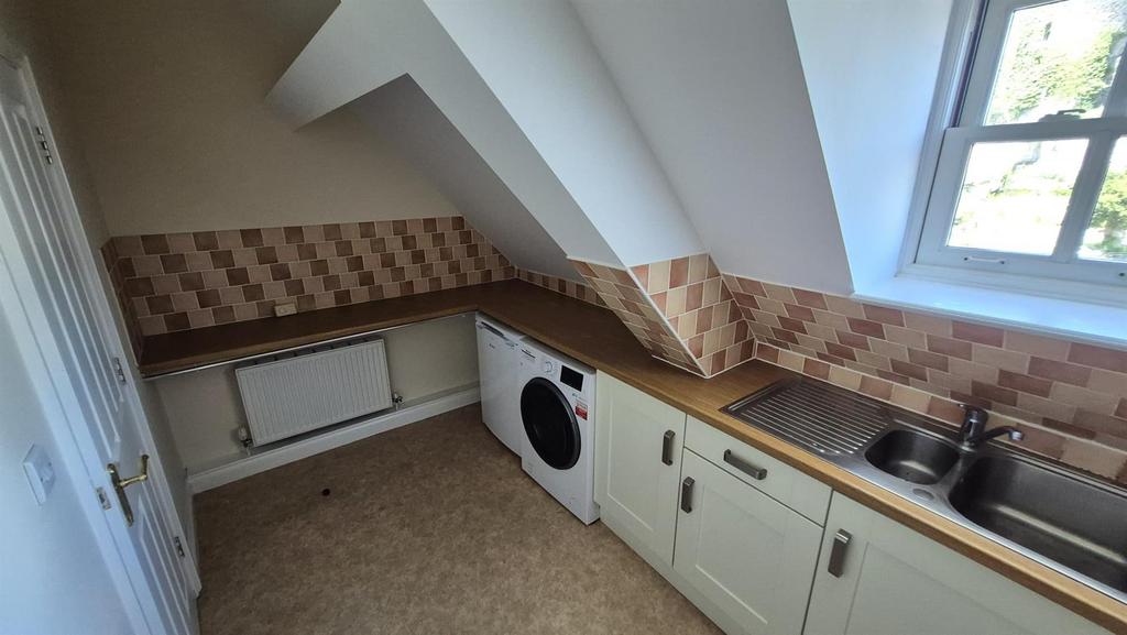 F240 HS Kitchen 2.jpeg
