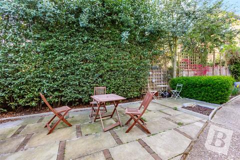 2 bedroom apartment for sale, Main Road, Romford, RM1