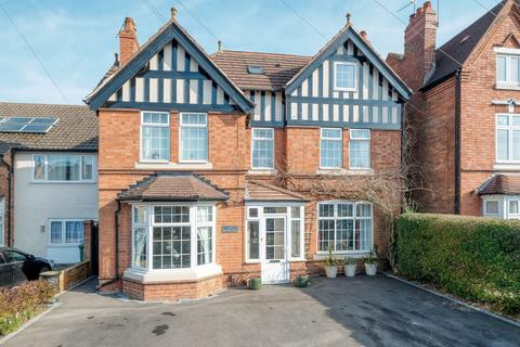 152 Birchfield Road, Redditch, B97 4LT