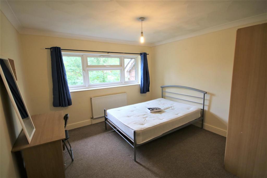 Bedroom 1a.JPG