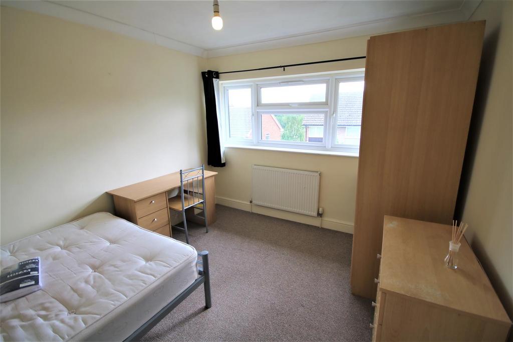 Bedroom 2a.JPG