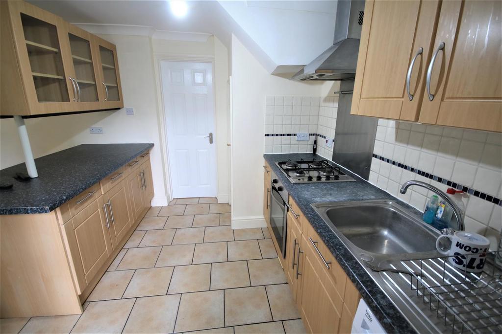 Kitchen d.JPG