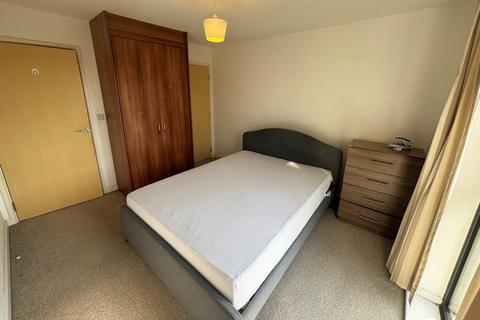 1 bedroom apartment to rent, Cardinal Place, Woking GU22