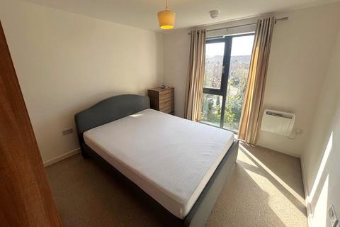 1 bedroom apartment to rent, Cardinal Place, Woking GU22