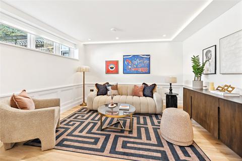 3 bedroom terraced house for sale, Buckingham Mews, London, SW1E