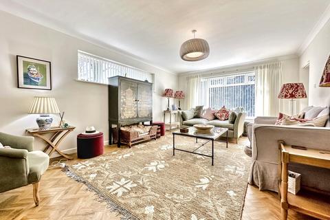2 bedroom flat for sale, Canford Cliffs