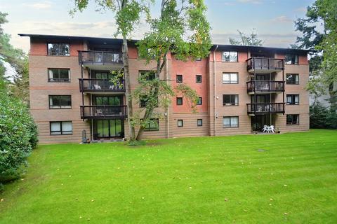 3 bedroom flat for sale, Branksome Park