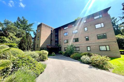 3 bedroom flat for sale, Branksome Park