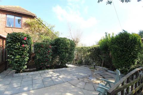 3 bedroom detached house for sale, Bell Farm Lane, Minster On Sea, Sheerness