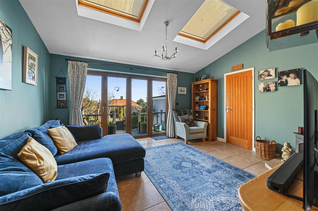 Rear reception room