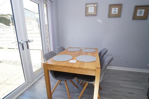 3 bedroom semi-detached house for sale, Bredon Avenue, Wrose, Shipley