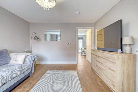 28 Waters Grove, Great Wakering, Southend-on-sea, SS3 0FT