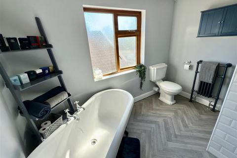 51 Somerleyton Road, Lowestoft, NR32 4RB