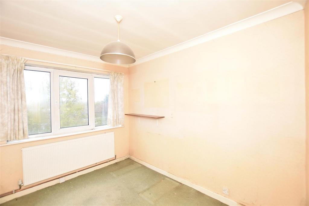 Bedroom 4 copy.jpg