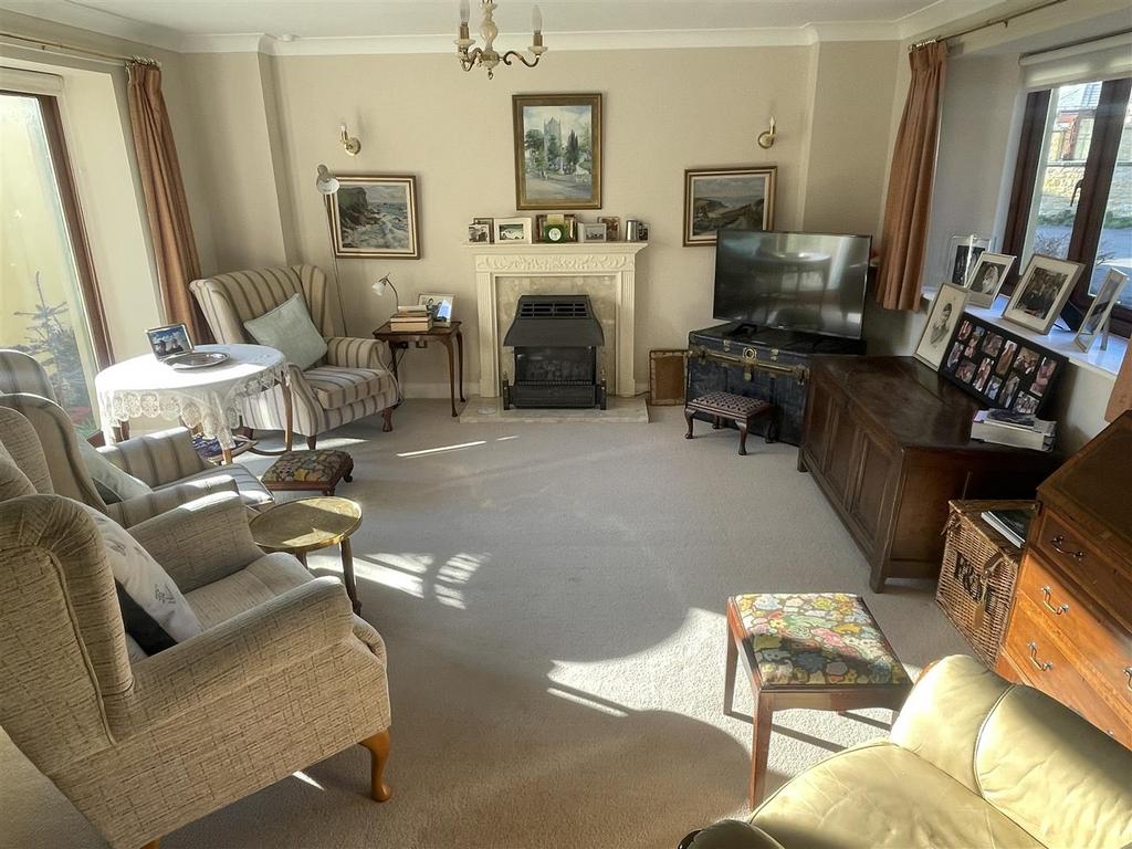 Sitting Room.JPG