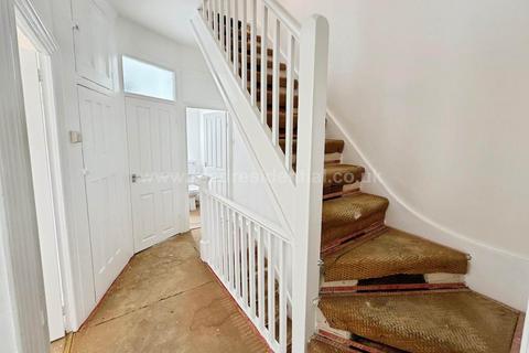undefined, Brightwell Avenue, Westcliff On Sea