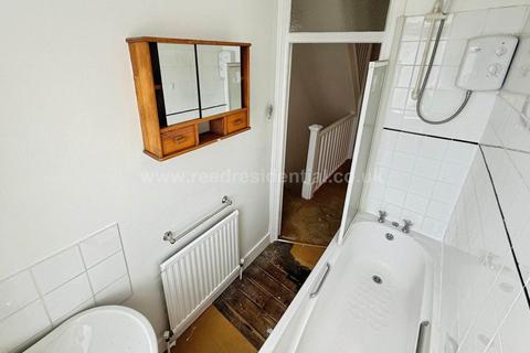 undefined, Brightwell Avenue, Westcliff On Sea