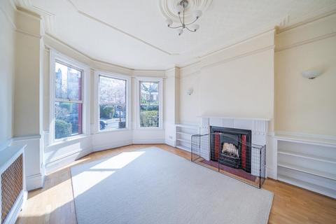 25 Wilton Road, London, N10 1LX