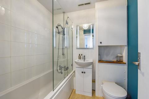 58 Elder Close, Winchester, SO22 4LH