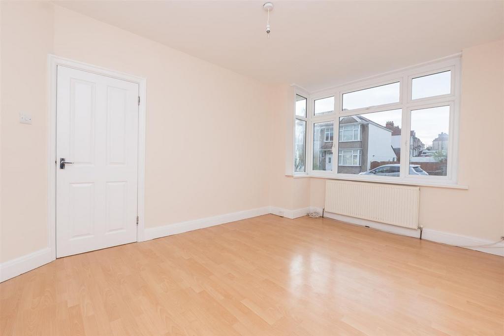 78-Keys-Avenue-BS7-0 HJ-23.jpg