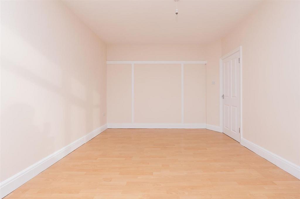 78-Keys-Avenue-BS7-0 HJ-24.jpg