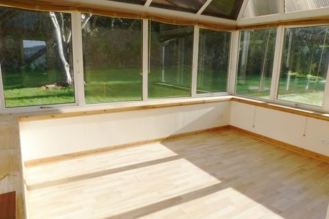 4 bedroom detached house to rent, 16 Mill Crescent, North Kessock, IV1