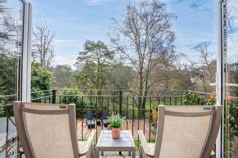 4 bedroom end of terrace house for sale, Queens Gardens, Bournemouth, Dorset, BH2