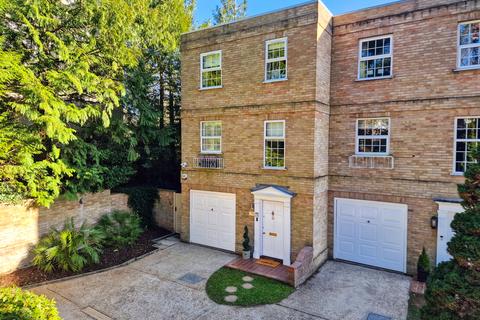 4 bedroom end of terrace house for sale, Queens Gardens, Bournemouth, Dorset, BH2