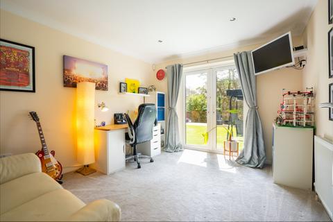 4 bedroom end of terrace house for sale, Queens Gardens, Bournemouth, Dorset, BH2