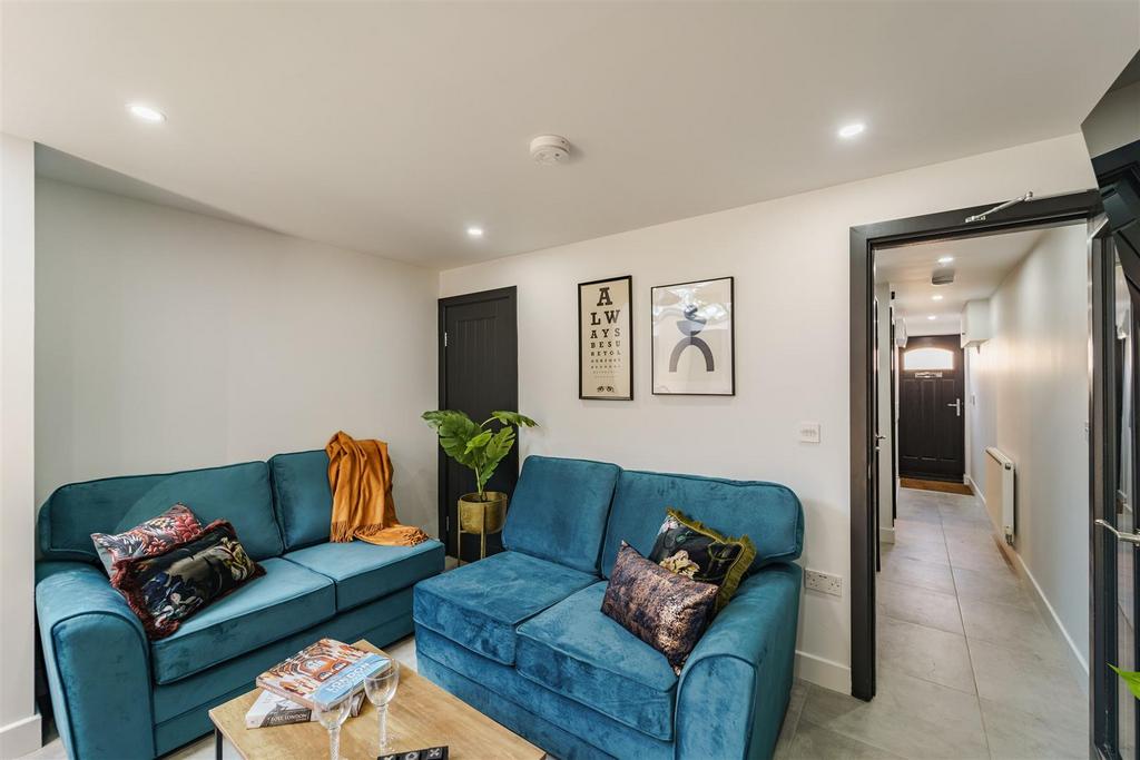 003-A7 R02864-HDR.jpg