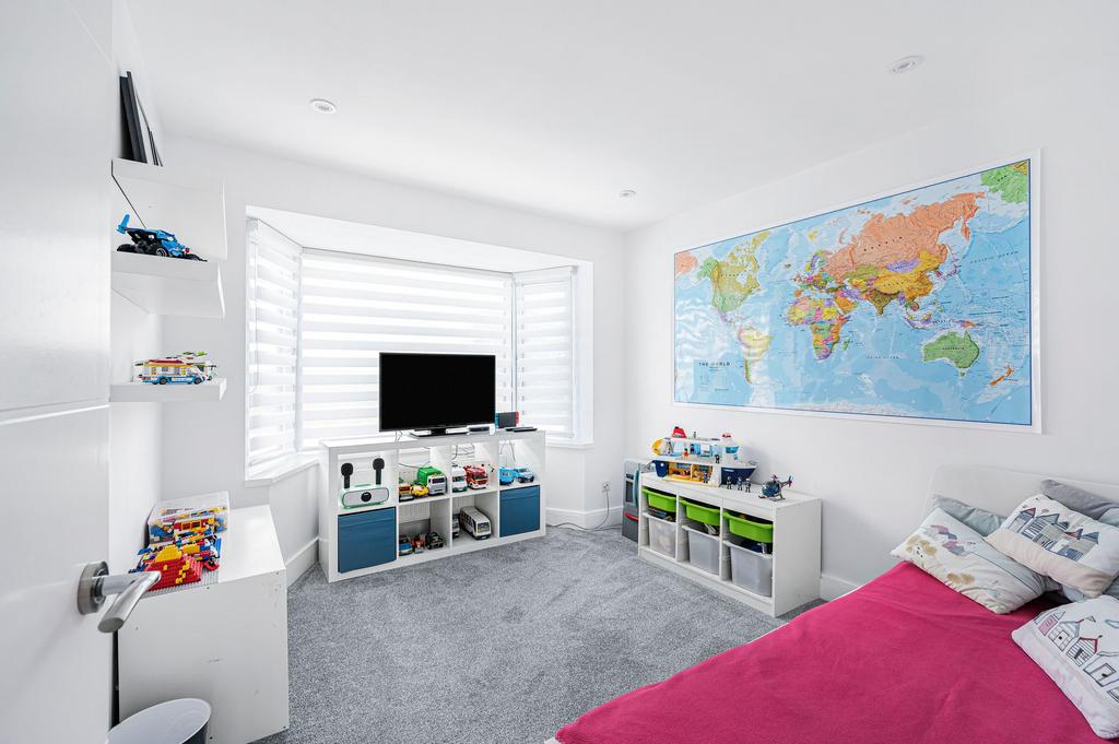 Bedroom 5/Play Room