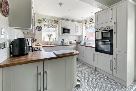 3 Alexander Close, Sidcup, DA15 8QY