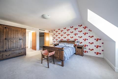 2 bedroom penthouse for sale, Bradbourne Vale Road, Kent TN13
