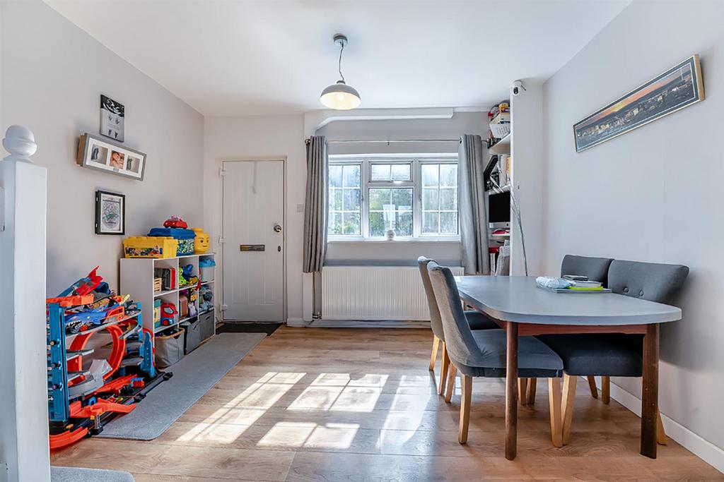 8642549-interior05.jpg
