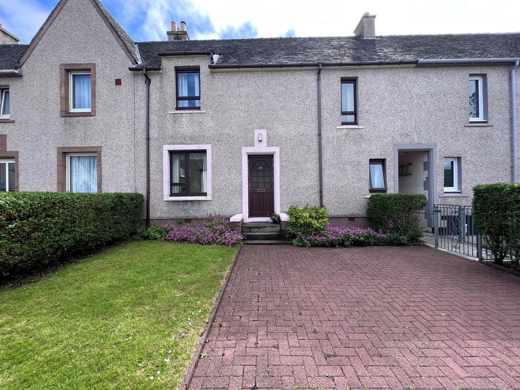 Morison Avenue, Stornoway HS1 3 bed terraced house for sale - £115,000