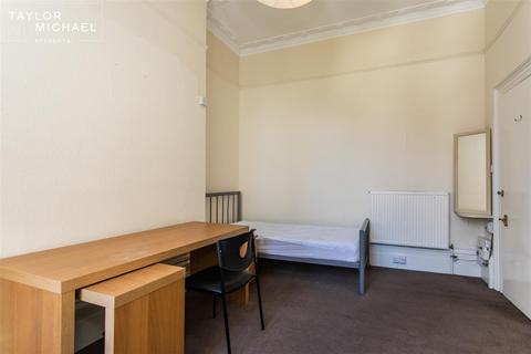1 bedroom in a house share to rent, Powis Grove, Brighton
