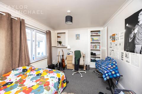 4 bedroom terraced house to rent, Scotland Street, Brighton