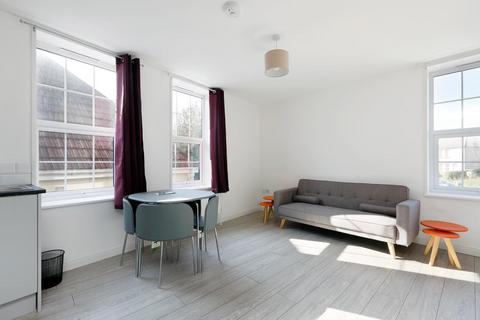 2 bedroom house to rent, Freshfield Road, Brighton