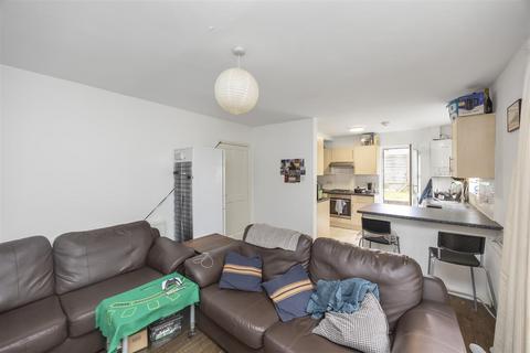 6 bedroom semi-detached house to rent, Manton Road, Brighton
