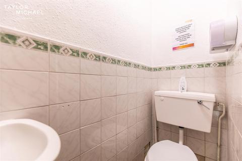 1 bedroom in a house share to rent, Bedford Square, Brighton