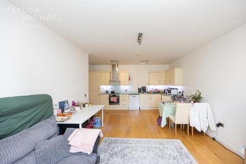 2 bedroom apartment to rent, Queens Road, Brighton