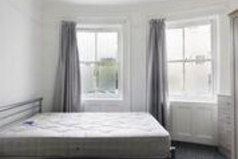 Studio to rent, Norfolk Square, Brighton