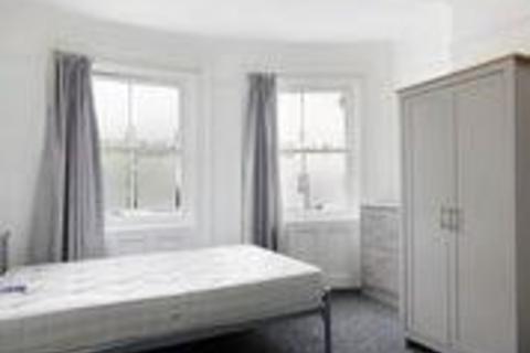Studio to rent, Norfolk Square, Brighton